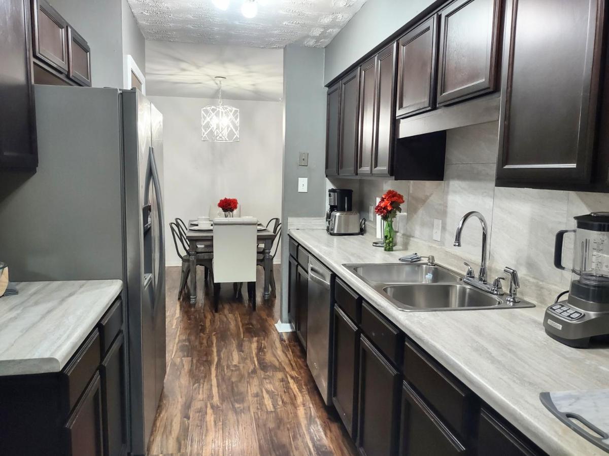 Charming Condo In Central Raleigh Eksteriør bilde