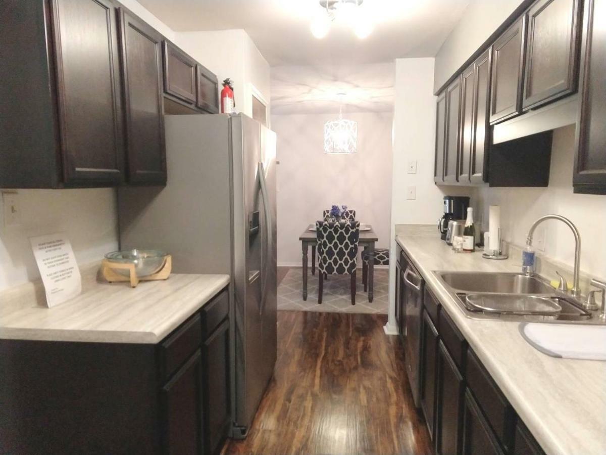 Charming Condo In Central Raleigh Eksteriør bilde